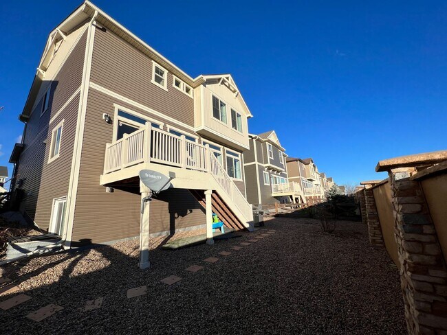 Building Photo - 4 Bed 4 Bath Home in Banning Lewis Ranch