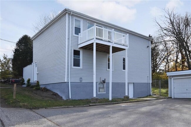 Primary Photo - 135 Randolph Ave