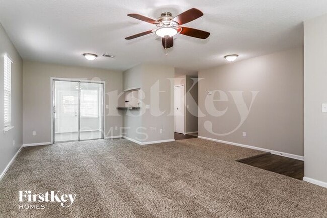 Building Photo - 10865 Saddlehorn Dr