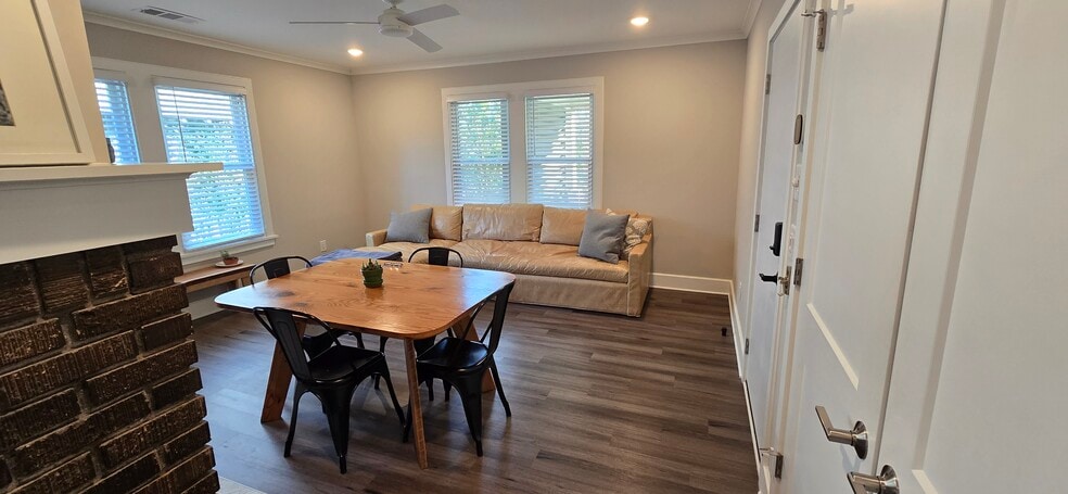 Building Photo - 1224 Hosea L Williams Dr NE