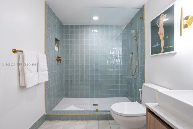 Building Photo - 159 NE 6th St