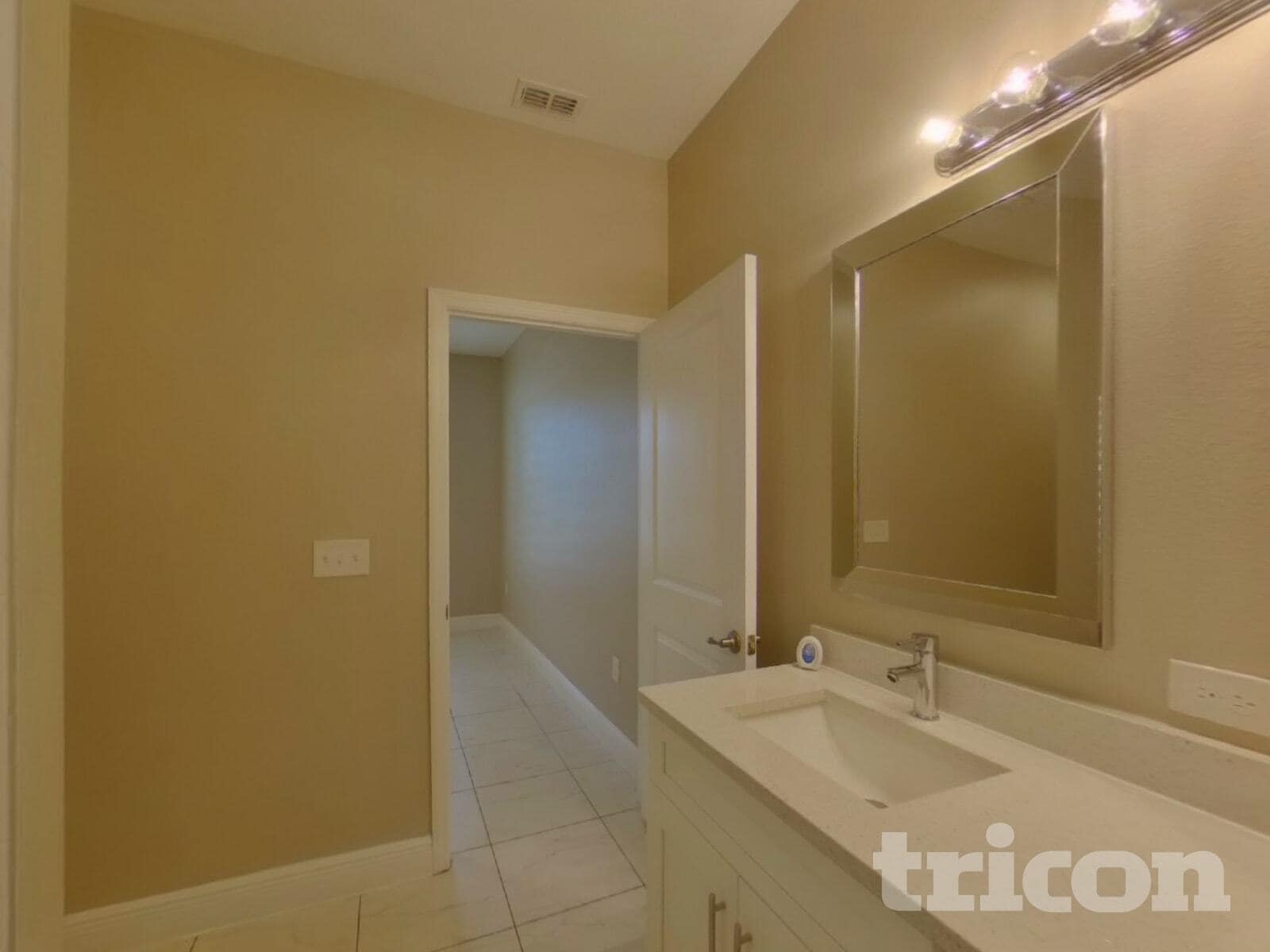 Building Photo - 2990 Galaxy St