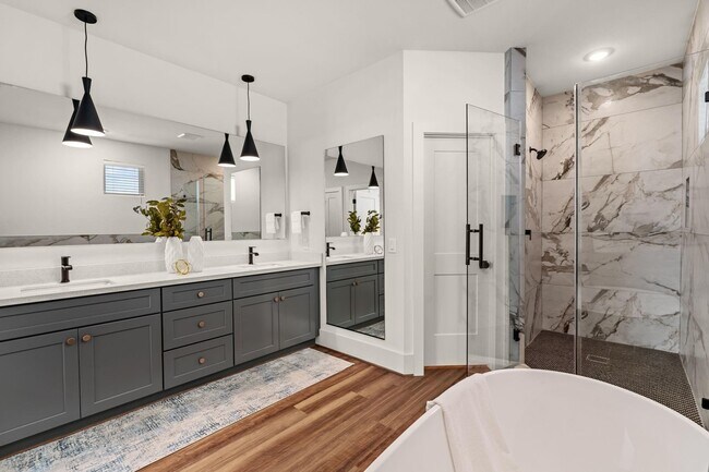 Building Photo - 879 Rachel St