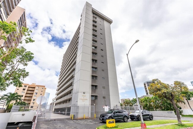 Building Photo - 757 Kinalau Pl