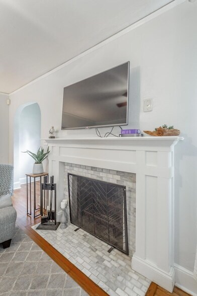 Building Photo - 206 Woodrow Ave