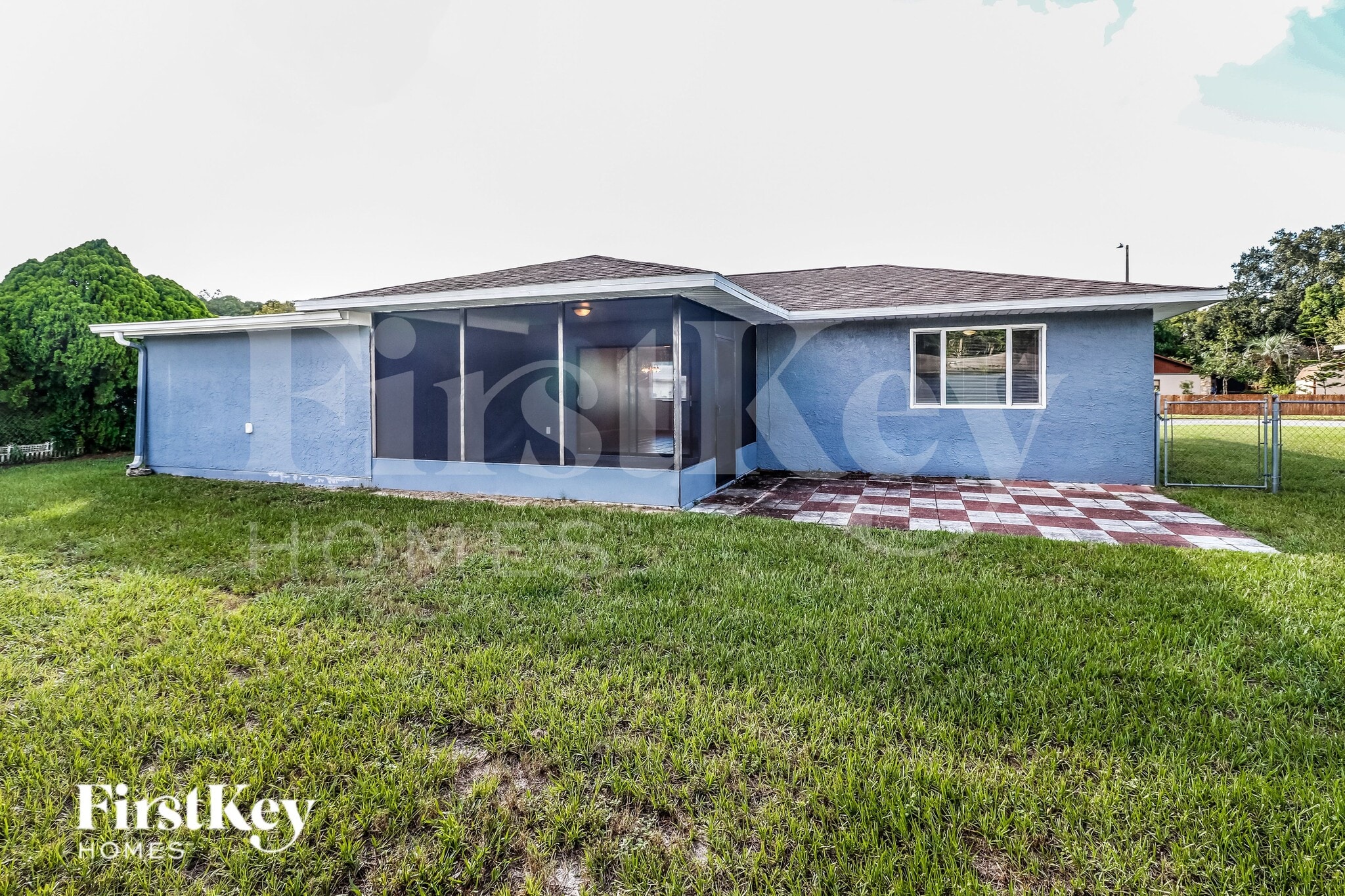 Building Photo - 7704 Riverdale Dr