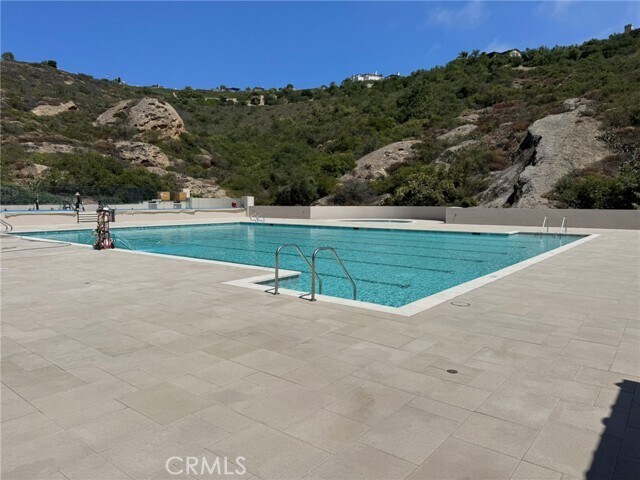 Building Photo - 15 Riva Dr