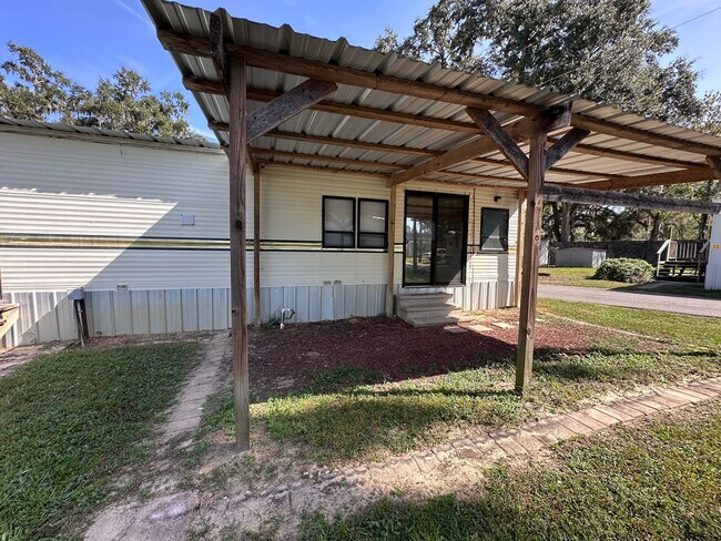 Building Photo - 11811 N Broad St