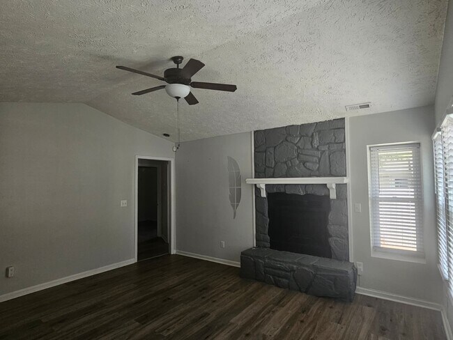 Building Photo - 509 Auburndale Ln