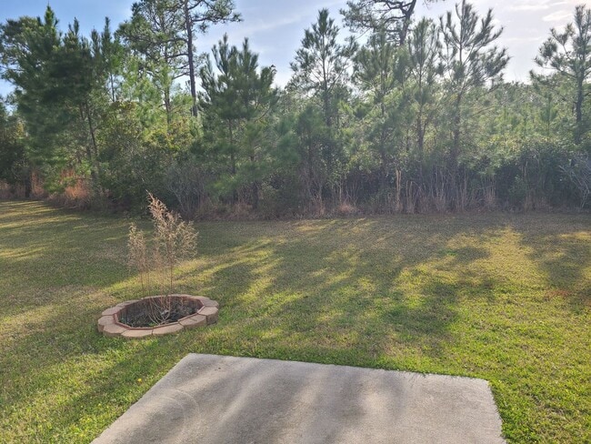 Building Photo - 2 bedroom, 2 bath unfurnished home - Pine Ridge Community - Holly Ridge