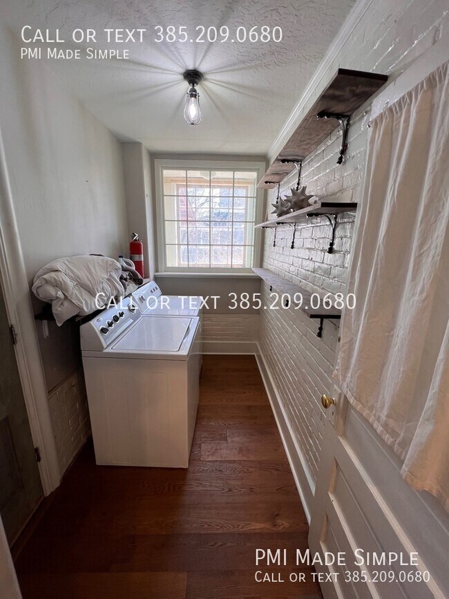 Building Photo - 213 S 100 E