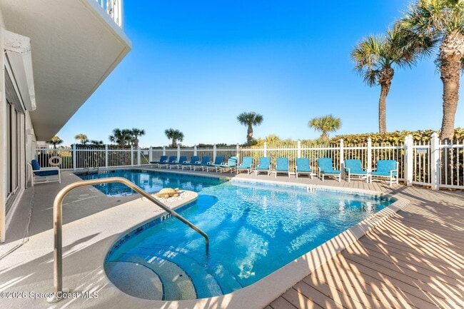Building Photo - 925 N Hwy A1A