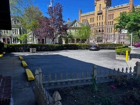 Building Photo - 397 Cranston St