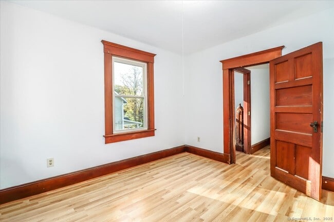 Building Photo - 130 Wellsville Ave