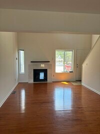 Building Photo - 103 Glen Combe Cir