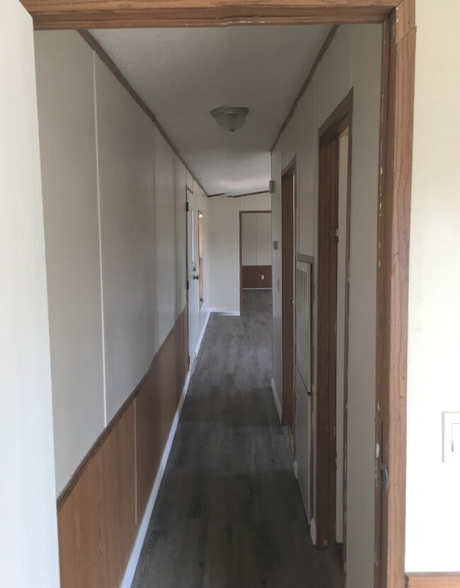 Building Photo - Newly remodeled 3 BDR / 2 BA Home