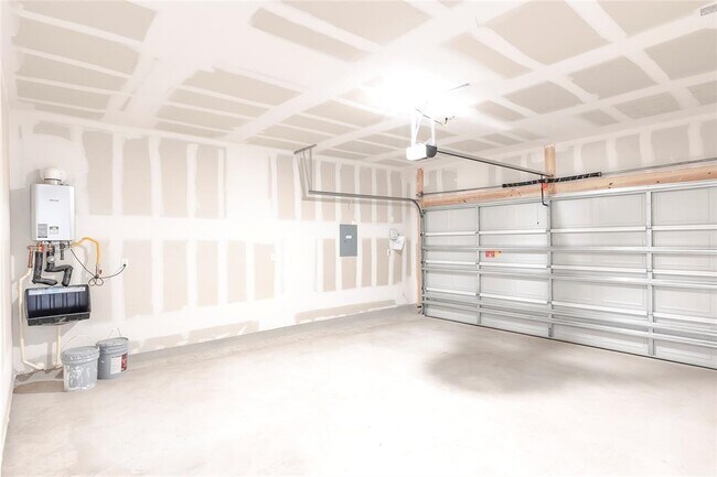 Building Photo - 18010 Cedar Waxwing Wy