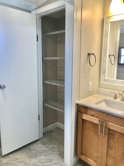 Building Photo - 112 Damron Ln