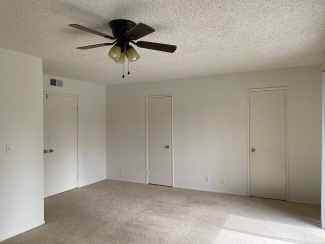 Building Photo - 12312 Sandy Rock St