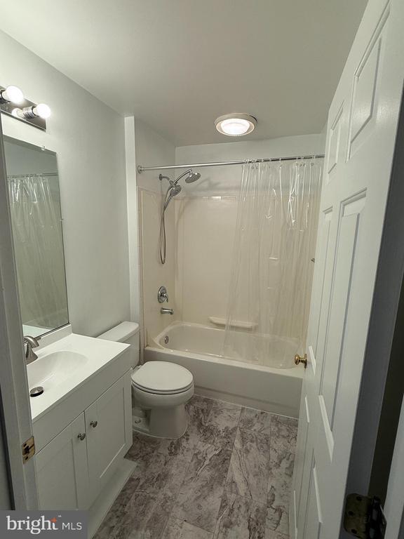 Building Photo - 17301 Pacific Rim Terrace