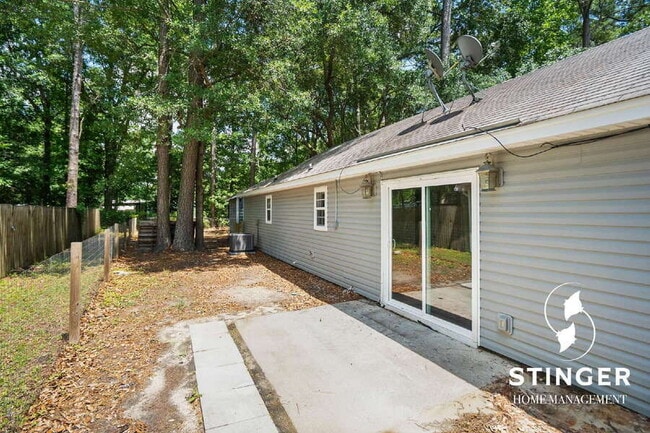 Building Photo - 2 Pelican Cir