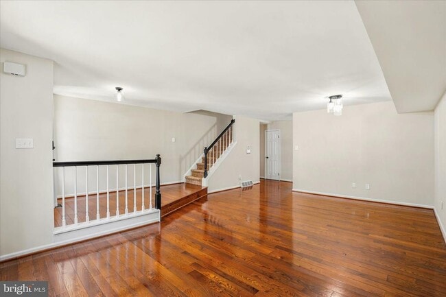 Building Photo - 706 Andover Ct