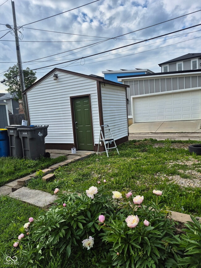 Building Photo - 1148 Fletcher Ave