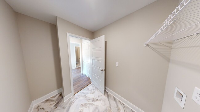 Building Photo - 1030 Cherry Acrs Dr