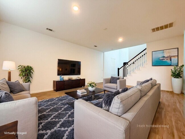 Building Photo - 1040 Greenshank Dr