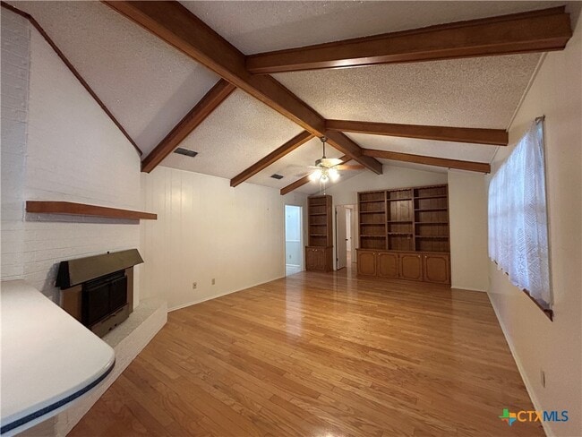 Building Photo - 11 La Mesa Dr