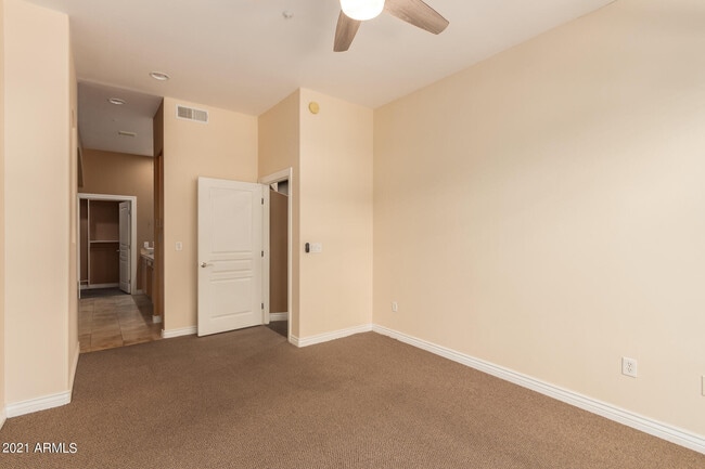 Building Photo - 14450 N Thompson Peak Pkwy