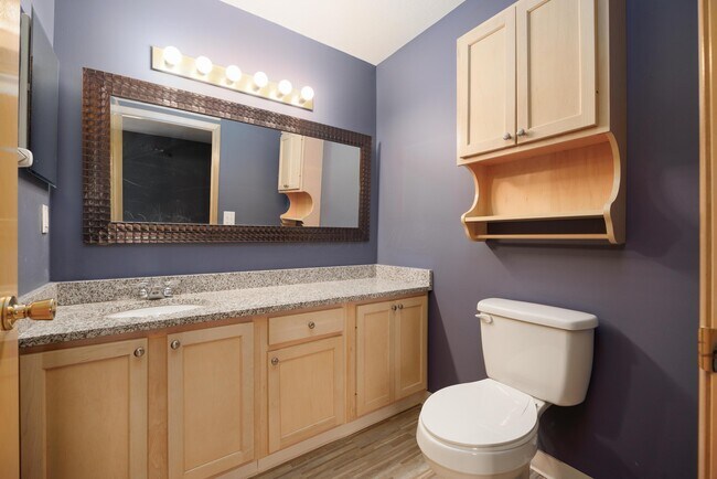 Building Photo - 3906 Sandstone Cir