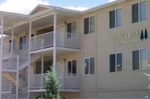 Primary Photo - Pinetree Condominiums