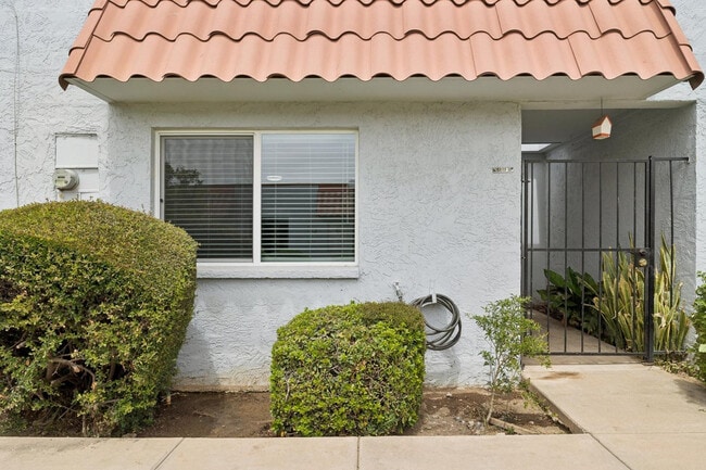 Building Photo - 6816 N 35th Ave