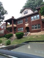 Front View - 2848 Melrose Ave