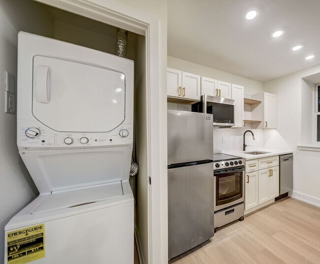 Building Photo - 620 S 8th St