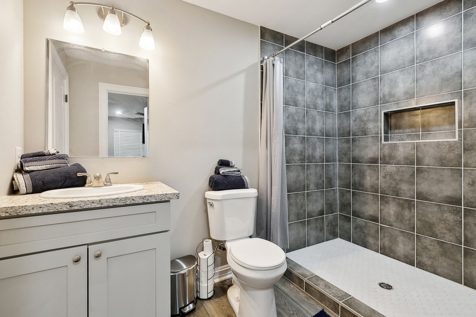 Building Photo - 6530 Peoples Ave