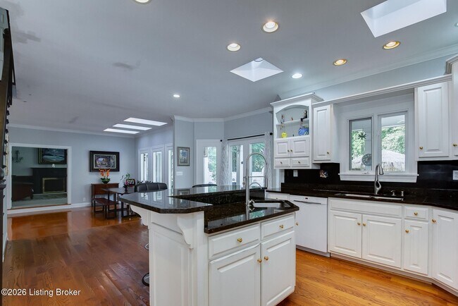 Building Photo - 4017 Woodstone Way