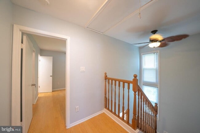 Building Photo - 9572 Inverary Ct