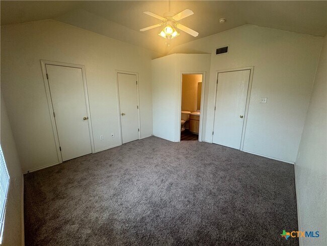 Building Photo - 4200 Alan Kent Dr