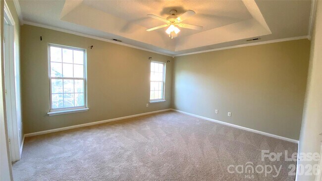 Building Photo - 127 Meadow Pond Ln