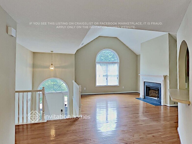Building Photo - 5750 Newnan Cir