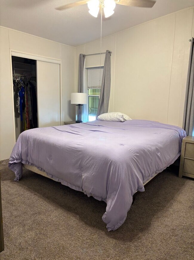 Building Photo - 55+ Gated Mobile Home Community