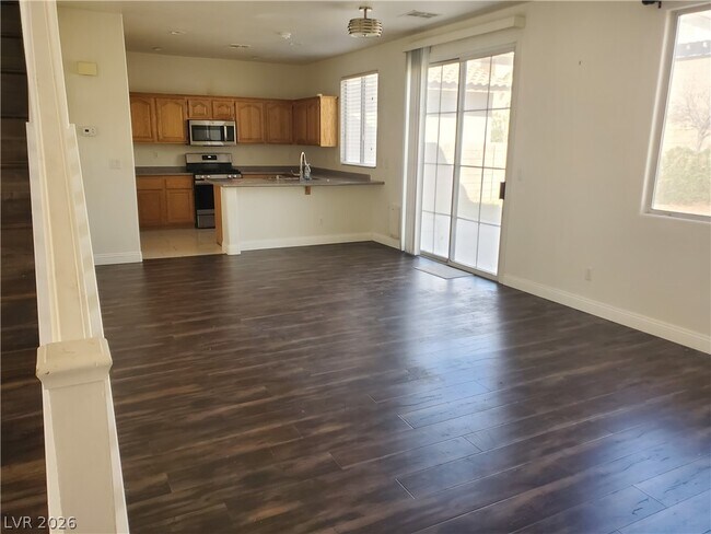 Building Photo - 8084 Palace Monaco Ave