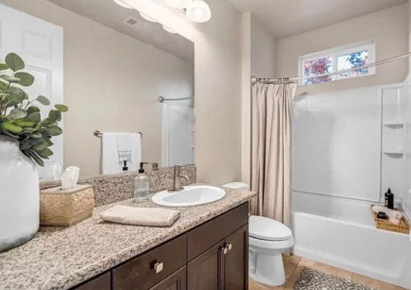 Building Photo - 11333 North Garden Sage Avenue