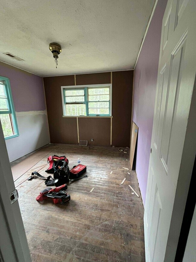 Building Photo - 142 Co Rd 771