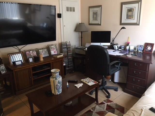 Interior Photo - Fontana Avenue Apartments