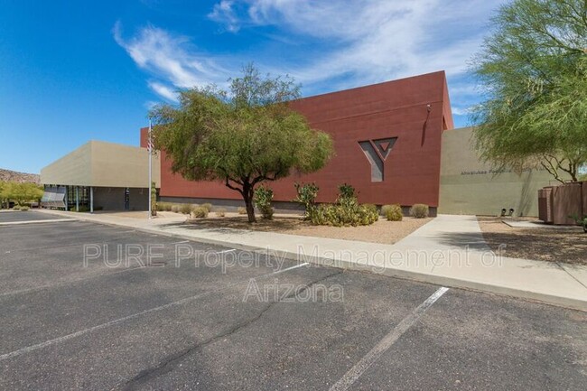 Building Photo - 16013 S Desert Foothills Pky