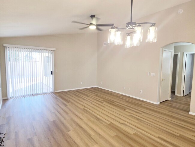 Building Photo - Remodeled 3-bedroom at Cooper and Warner/Ray