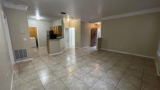 Building Photo - 17954 Villa Creek Dr